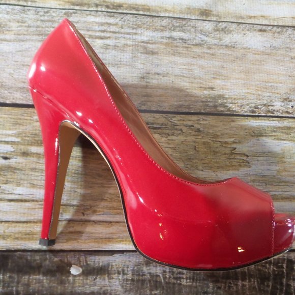 *SOLD* Red Patent Leather Peep Toe Pumps - Picture 3 of 8